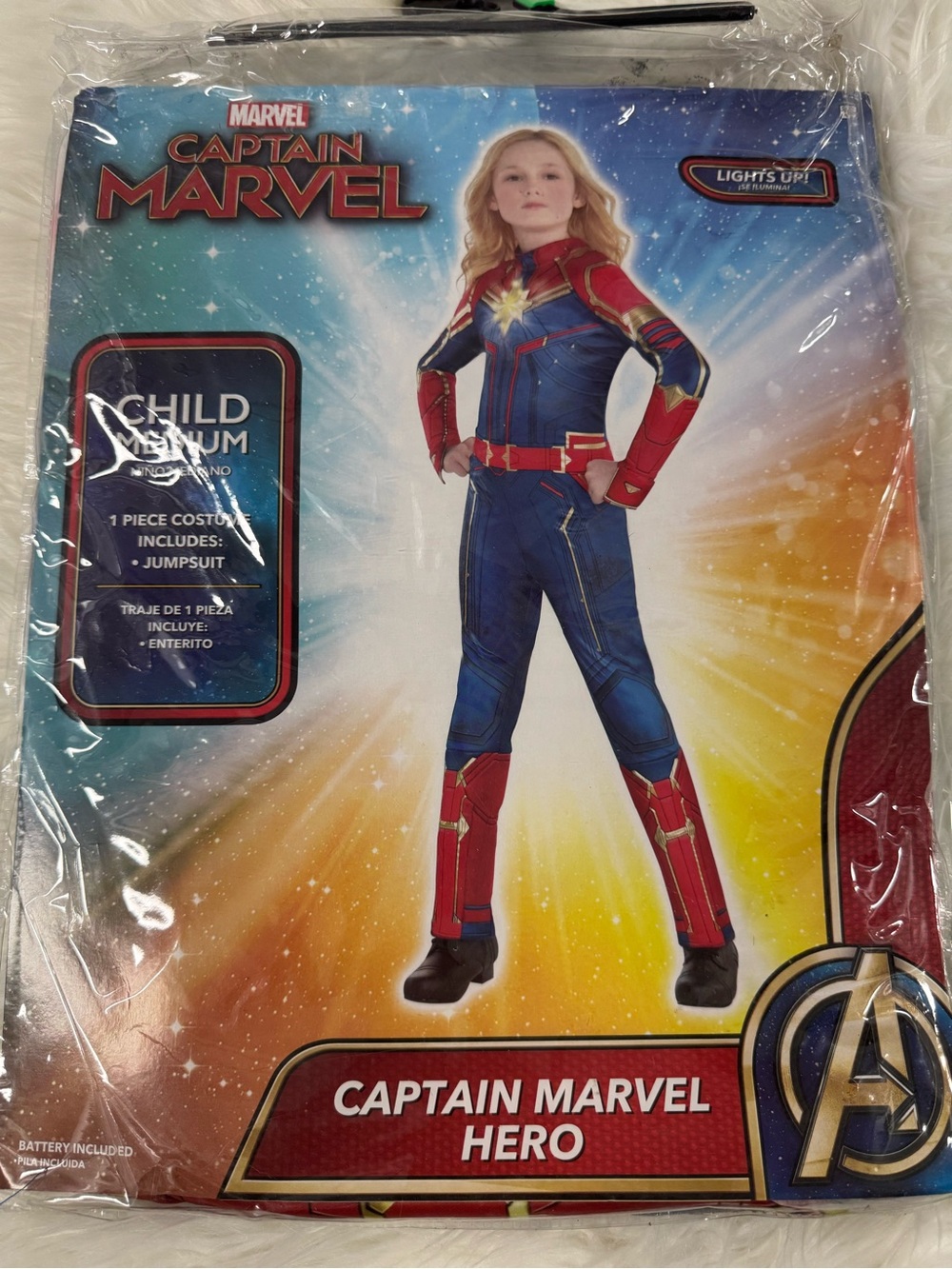 Marvel Captain Marvel Kids Costume Red Blue gold NEW M 8-10 Halloween avengers